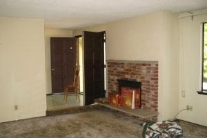 Before Pic of Living Room Remodel